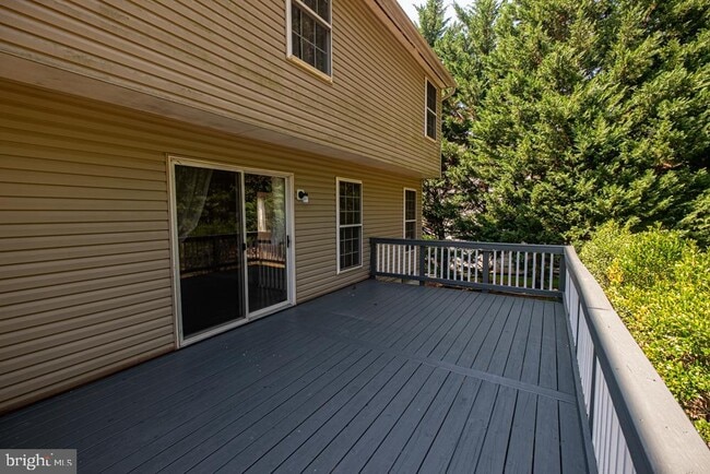 Building Photo - 13220 Willow Point Dr