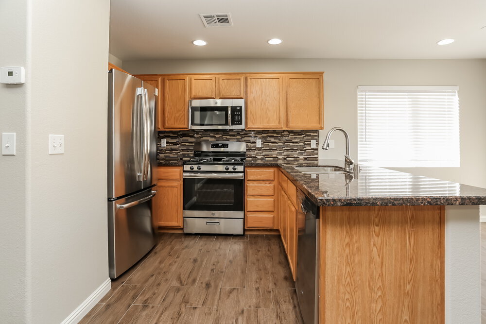 Building Photo - 10465 Armand Ave