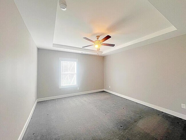 Building Photo - 213 Bank Swallow Wy