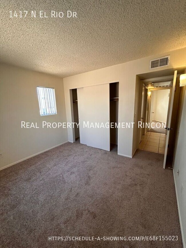 Building Photo - 1417 N El Rio Dr