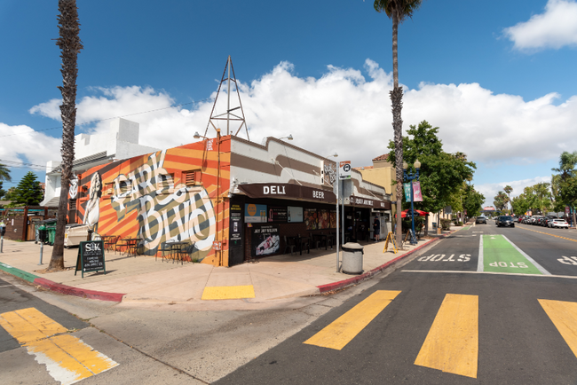 Building Photo - 1835 Monroe Ave