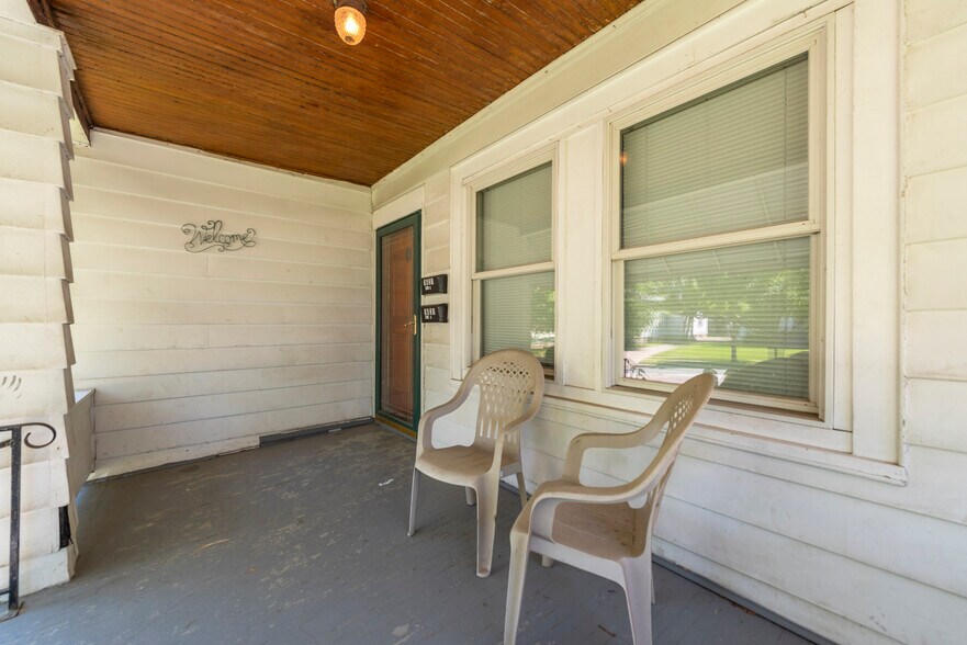 Building Photo - 1631 Lakewood Ave