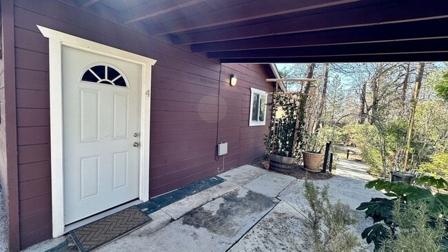 Building Photo - 54365 Pine Crest Ave