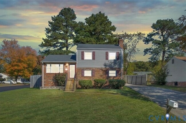Primary Photo - 1400 E Washington St