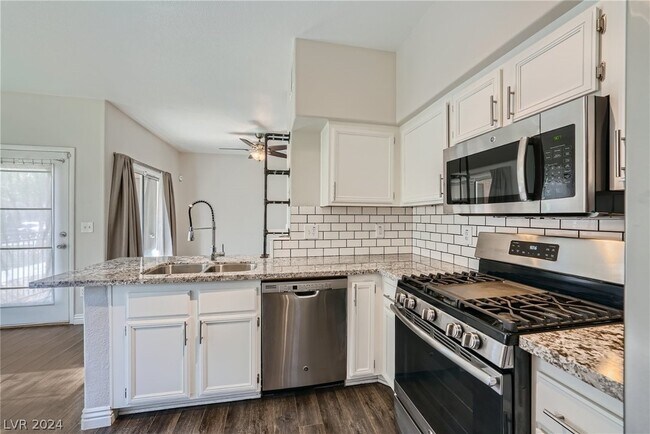 Building Photo - 9050 W Warm Springs Rd