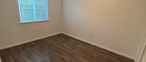 Building Photo - 476 Emily Way