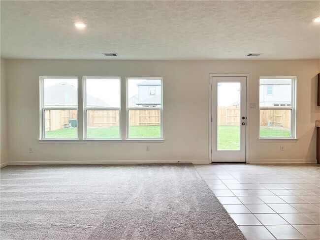 Building Photo - 1215 Painted Bunting Dr