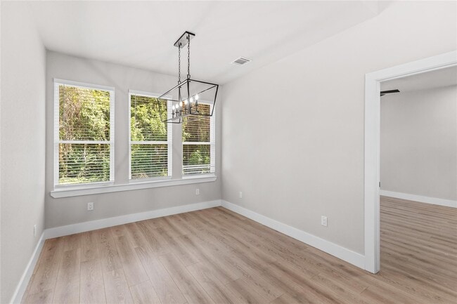 Building Photo - 2318 Progress Dr