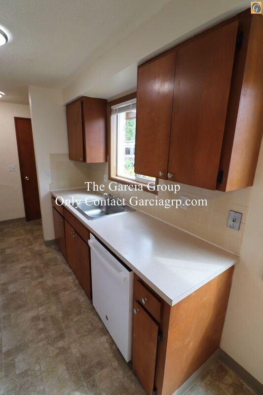 Building Photo - 581 Holmes Ln