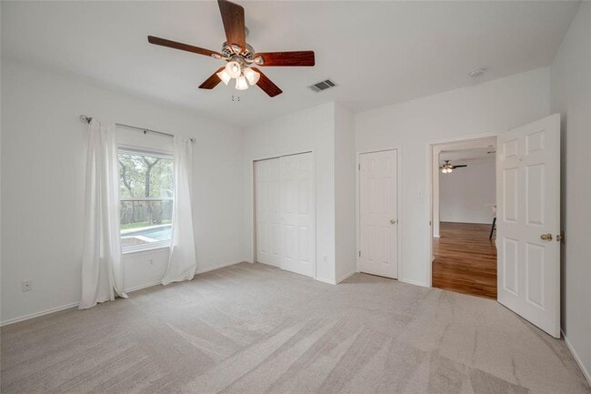 Building Photo - 8621 Neider Dr