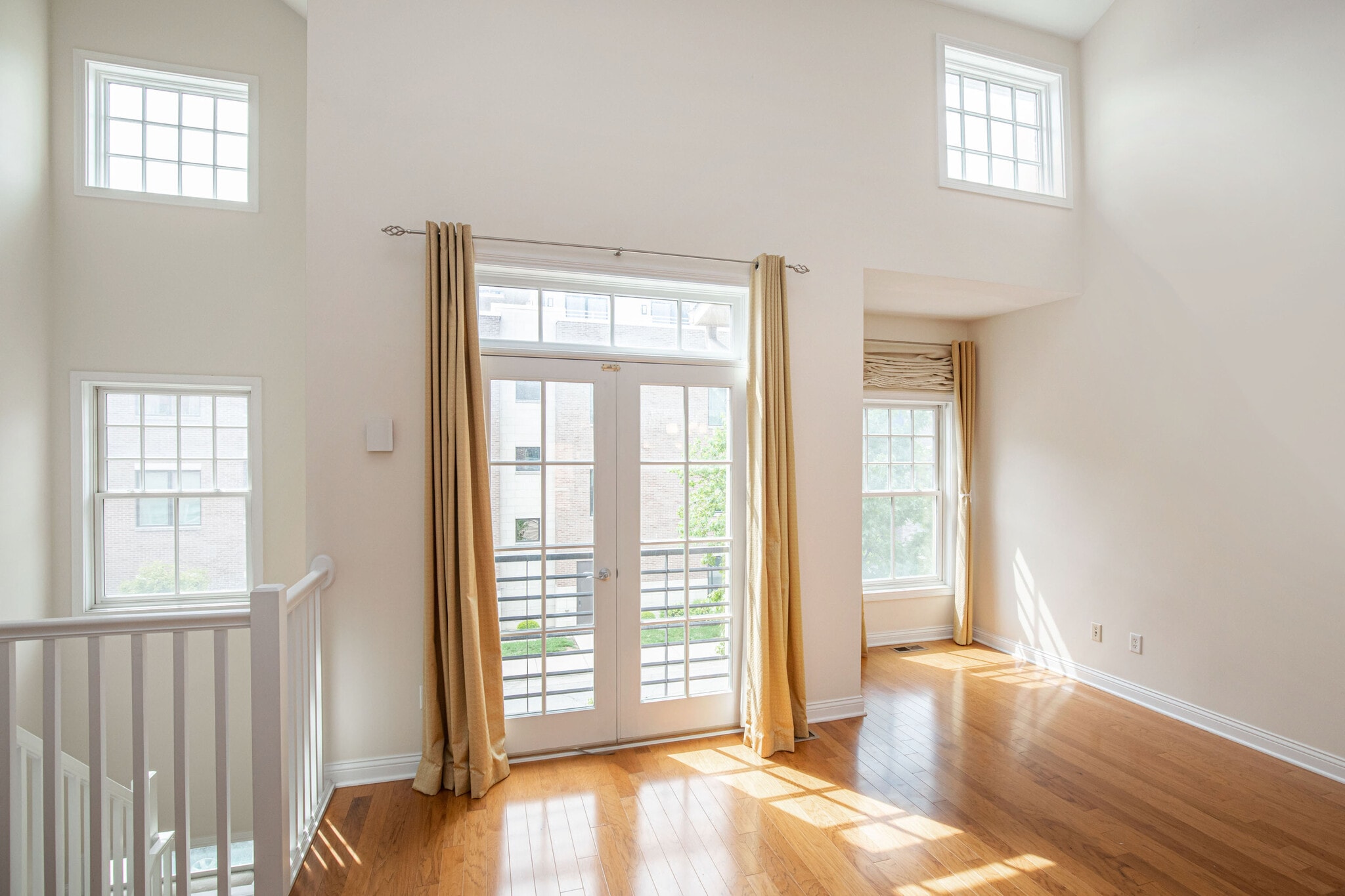 Building Photo - 517 N Park Ave