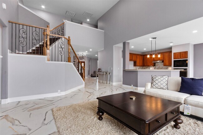 Building Photo - 3011 Grand Lakeview Dr