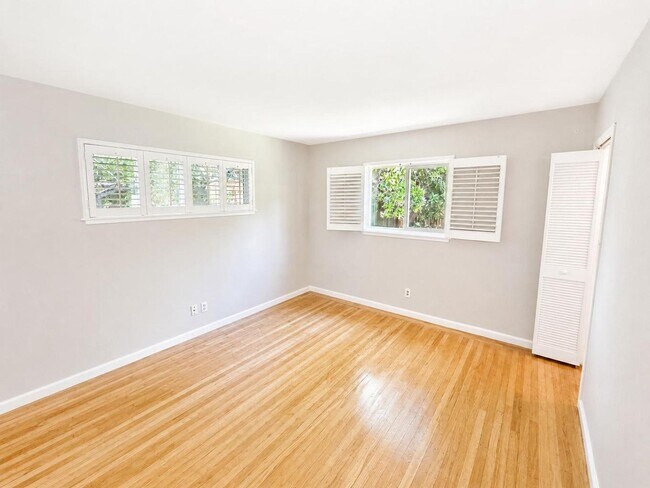 Building Photo - Bright & Spacious 3-Bedroom Home with Expansive Yard in Sacramento