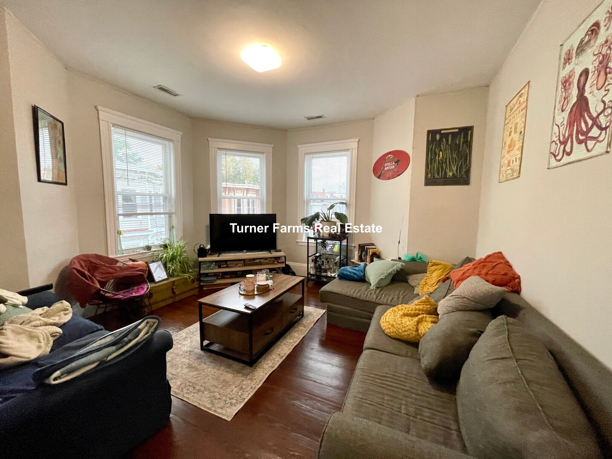 Building Photo - 724 Parker St