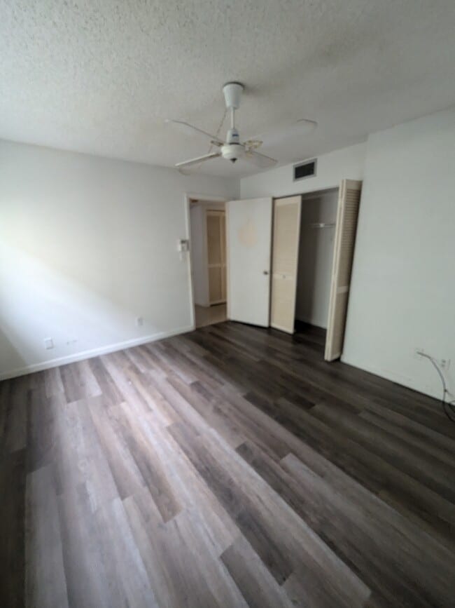 Building Photo - 4272 NW 89th Ave