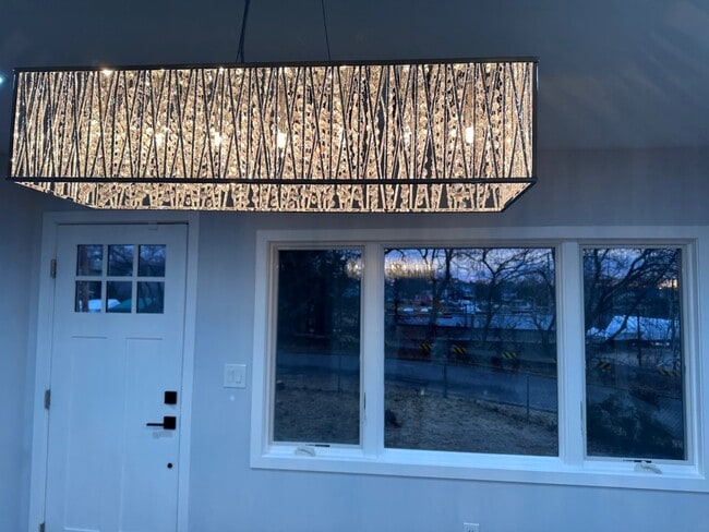 Building Photo - 595 Kingfisher Cir