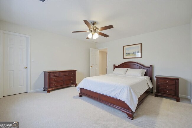 Building Photo - 80 Cliffcreek Trce NE