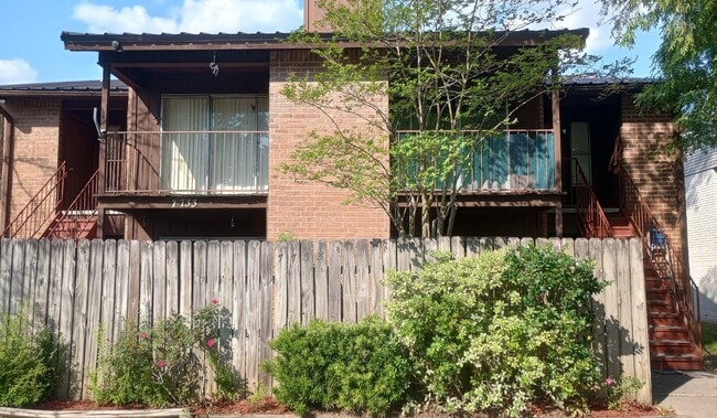 Building Photo - 7733 Bles Ave