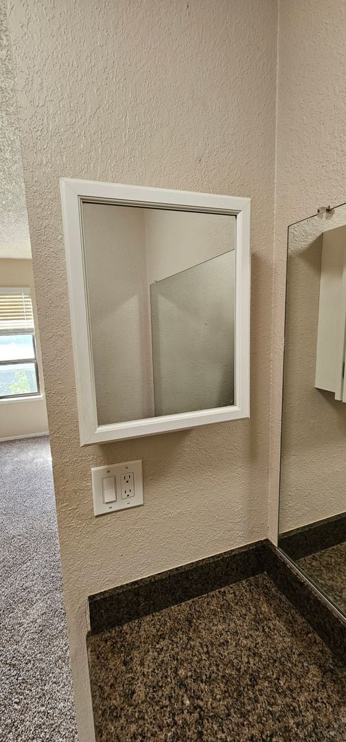 Building Photo - 715 Mikkelsen Dr