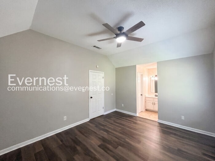 Building Photo - 5780 Saranac Ave