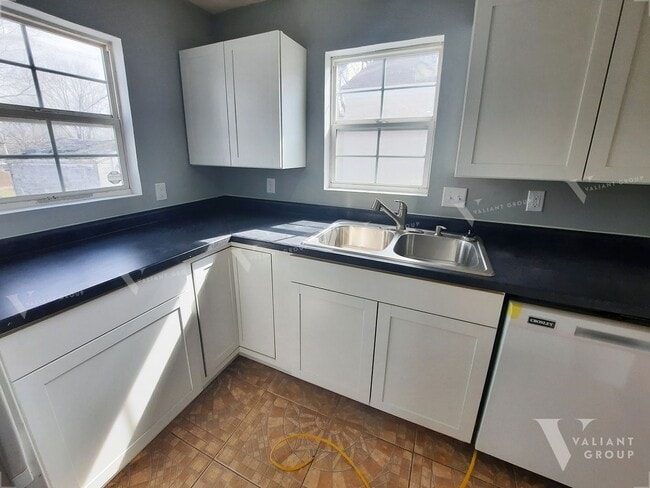 Building Photo - Cozy 2 Bedroom, 1 Bathroom Home in the Woodland Heights neighborhood