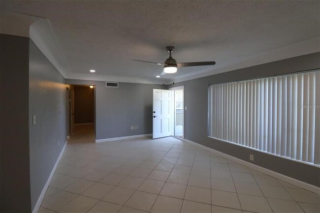 Building Photo - 1602 S Lady Mary Dr