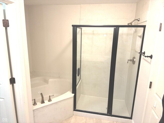 Building Photo - 70 Guilford Trail Dr