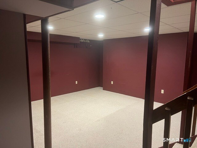 Building Photo - 13 Ivy Ln