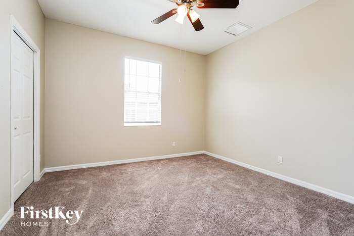 Building Photo - 479 Shadow Lakes Dr