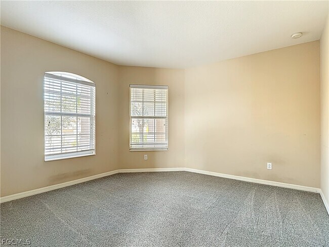 Building Photo - 2798 Via Piazza Loop