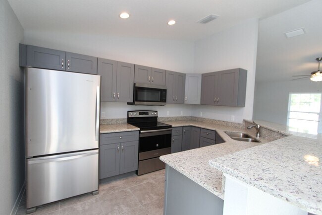 Building Photo - Spacious 3-Bedroom Home with No HOA, Pet-Friendly & Natural Gas – Summerfield Living