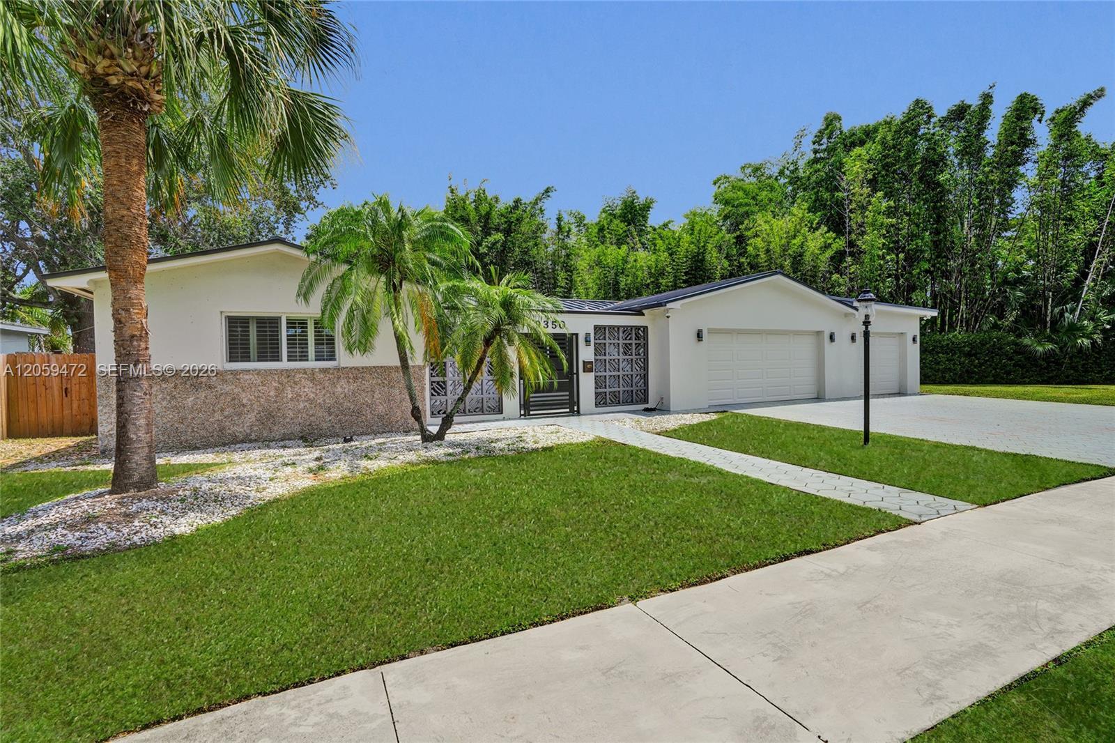 Building Photo - 9350 SW 48th St