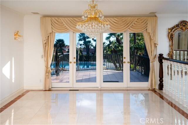 Building Photo - 984 La Cresta Pl