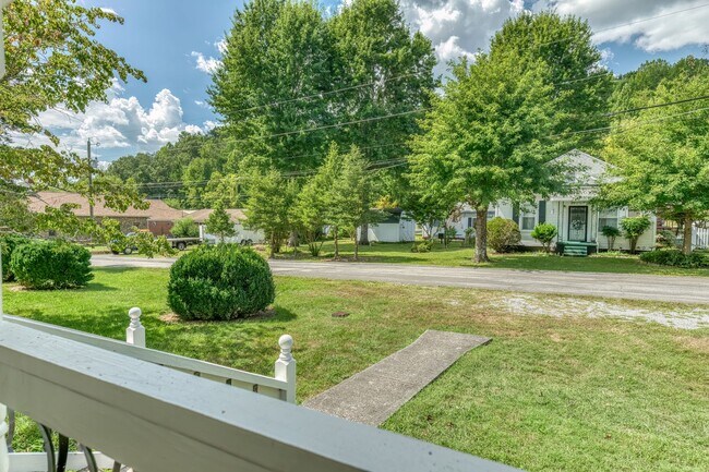 Building Photo - 222 Hulen Ave