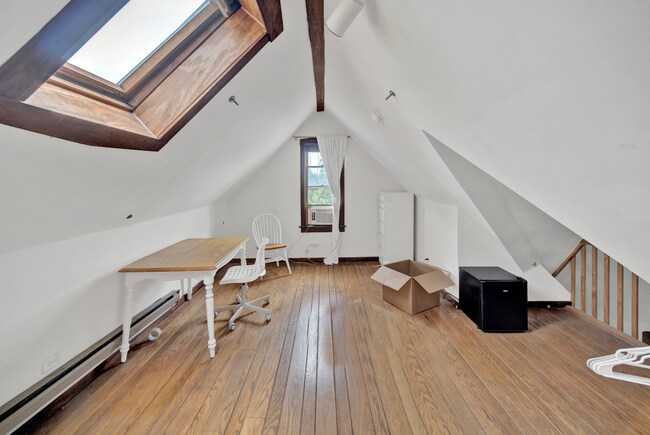 Building Photo - 819 Gaffield Pl