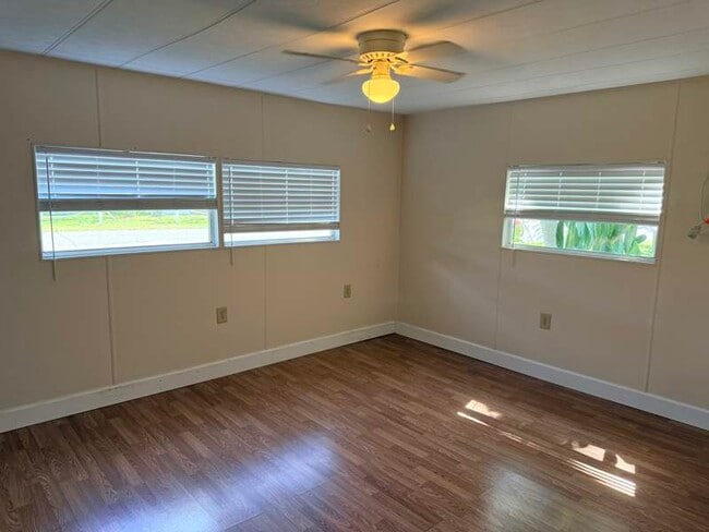 Building Photo - 1208 Lee St