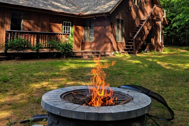 Building Photo - 66 Paquette Dr