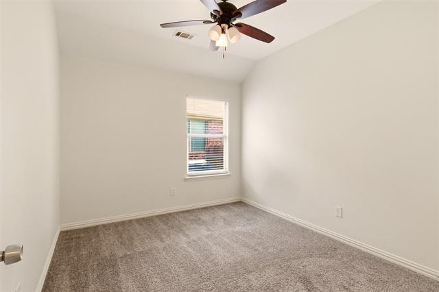 Building Photo - 2201 Willow Creek Dr