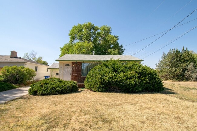 Building Photo - 2541 N Garfield Ave