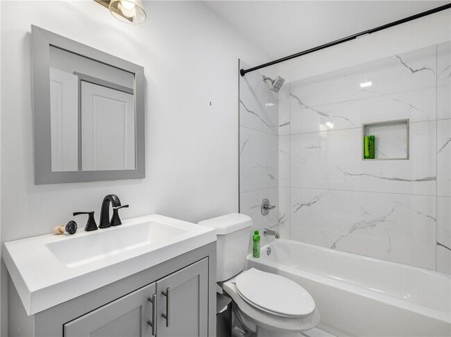 Building Photo - 2178 Penelope St NW