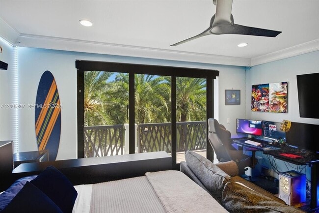 Building Photo - 720 Isle of Palms Dr