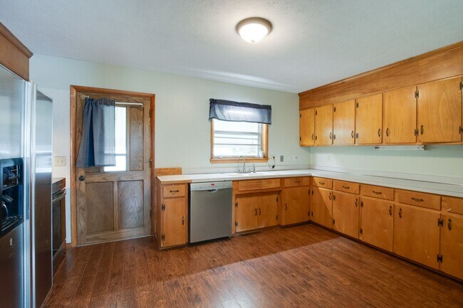 Building Photo - 3902 McCally Pl