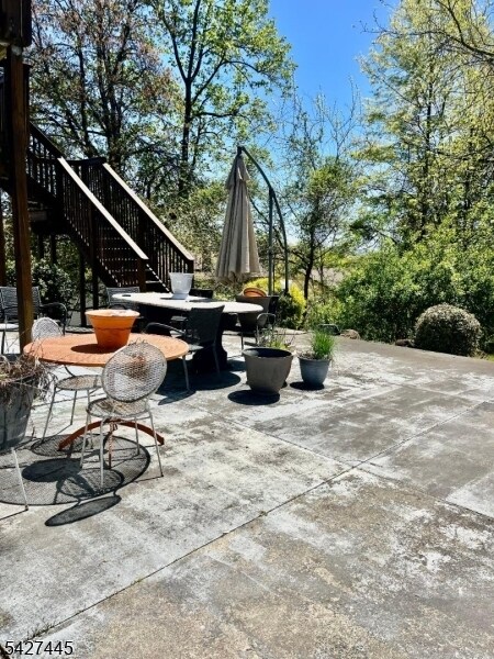 Building Photo - 14 Chopin Dr