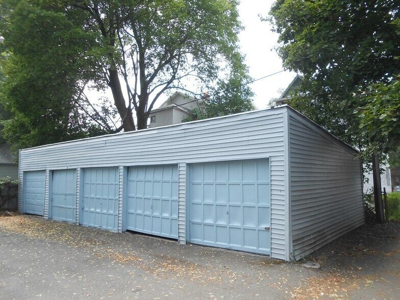 Building Photo - 365 Prospect Ave