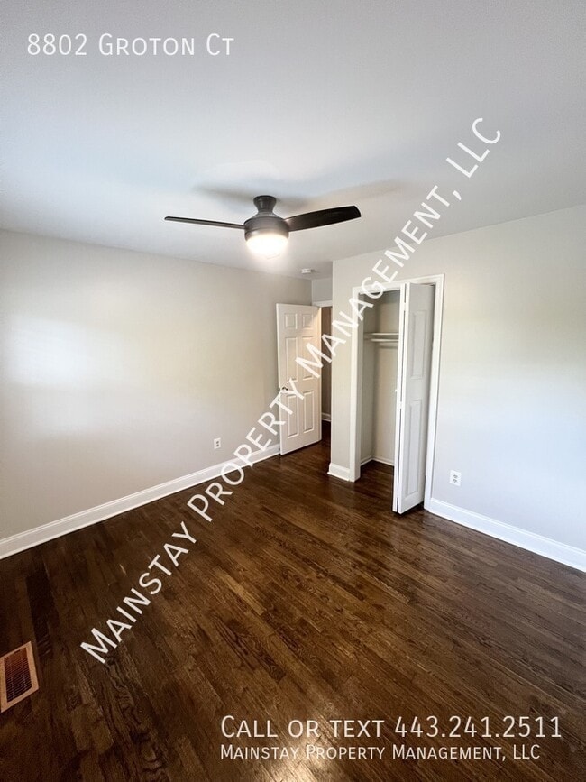 Building Photo - 8802 Groton Ct