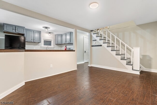 Building Photo - 110 Lake Iliff Rd