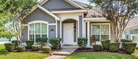 Building Photo - 9012 Waterman Dr