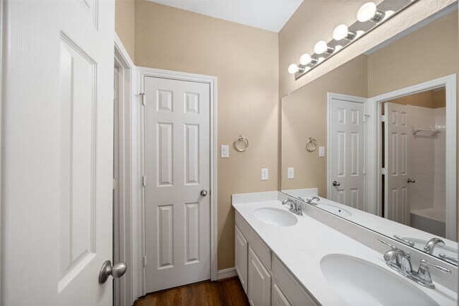 Building Photo - 13423 Astley Acres Ln