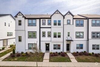 Building Photo - 413 Diversity Wy