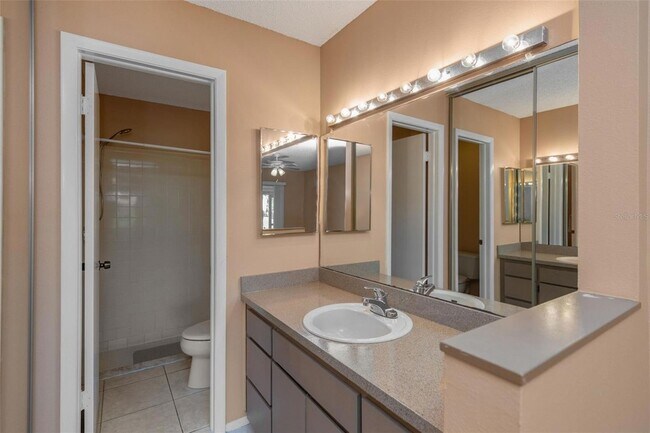 Building Photo - 3121 Beecher Dr E